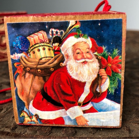 Vintage Set of 2 Children’s Toy Block Santa Claus Christmas Ornaments - Picture 3 of 10